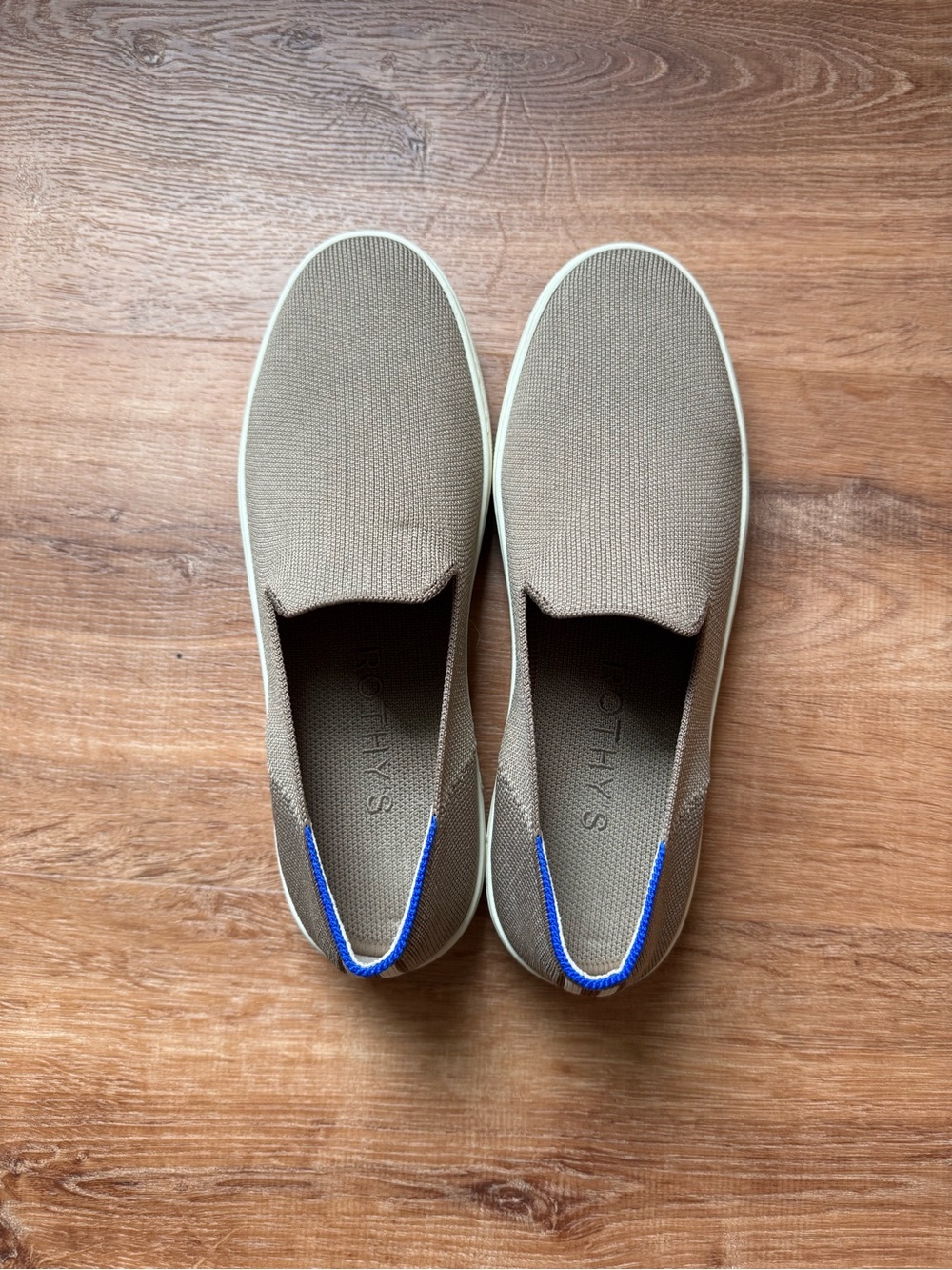 Rothy’s Sneaker in Taupe Women’s 9
